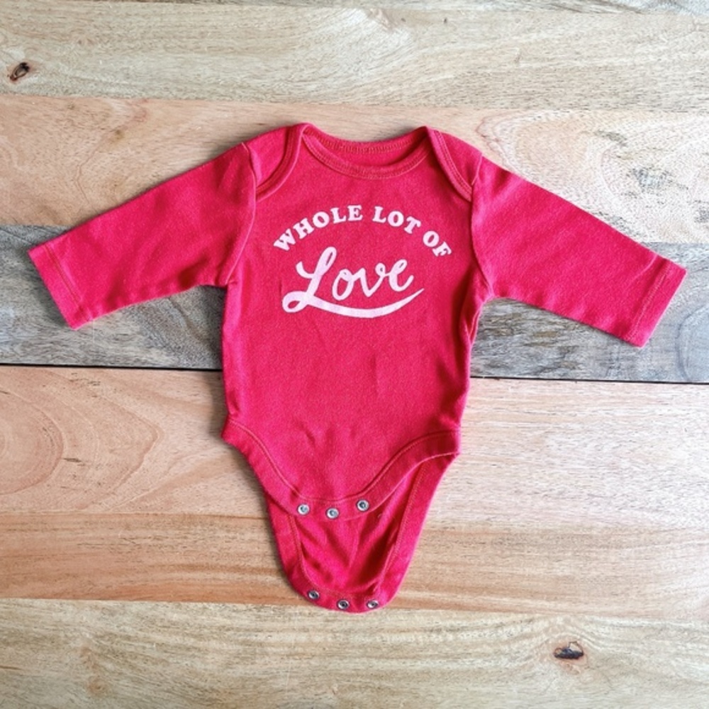 $2 Old Navy baby bodysuit unisex 0-3m baby onesie kids boys girls tshirt